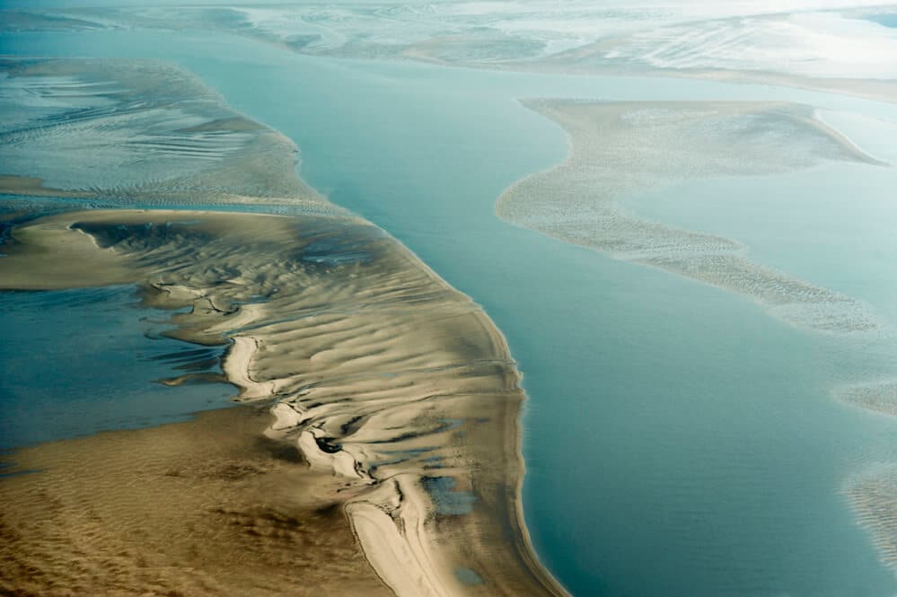 Der Nationalpark Wattenmeer aus Schleswig-Holstein ist weitgehend in seinem ursprünglichen Zustand erhalten und das vogelreichste Gebiet in Europa